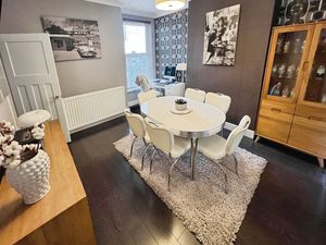 Dining room- click for photo gallery